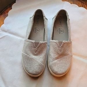 Toms Women's Canvas Slip On Shoes - 7